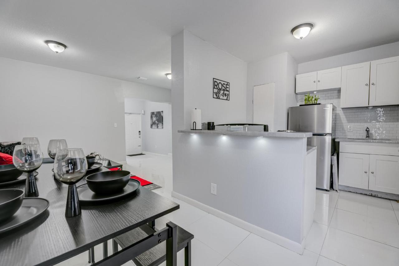Deco Drive Miami • Near Hard Rock Stadium • South Beach • Wynwood Εξωτερικό φωτογραφία
