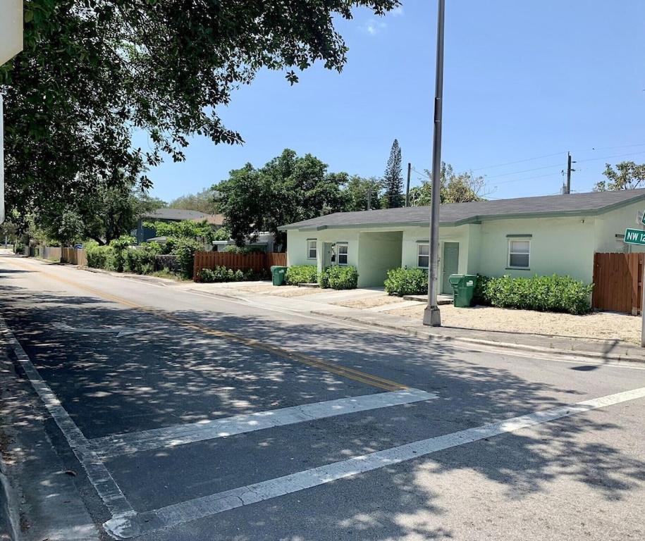 Deco Drive Miami • Near Hard Rock Stadium • South Beach • Wynwood Εξωτερικό φωτογραφία